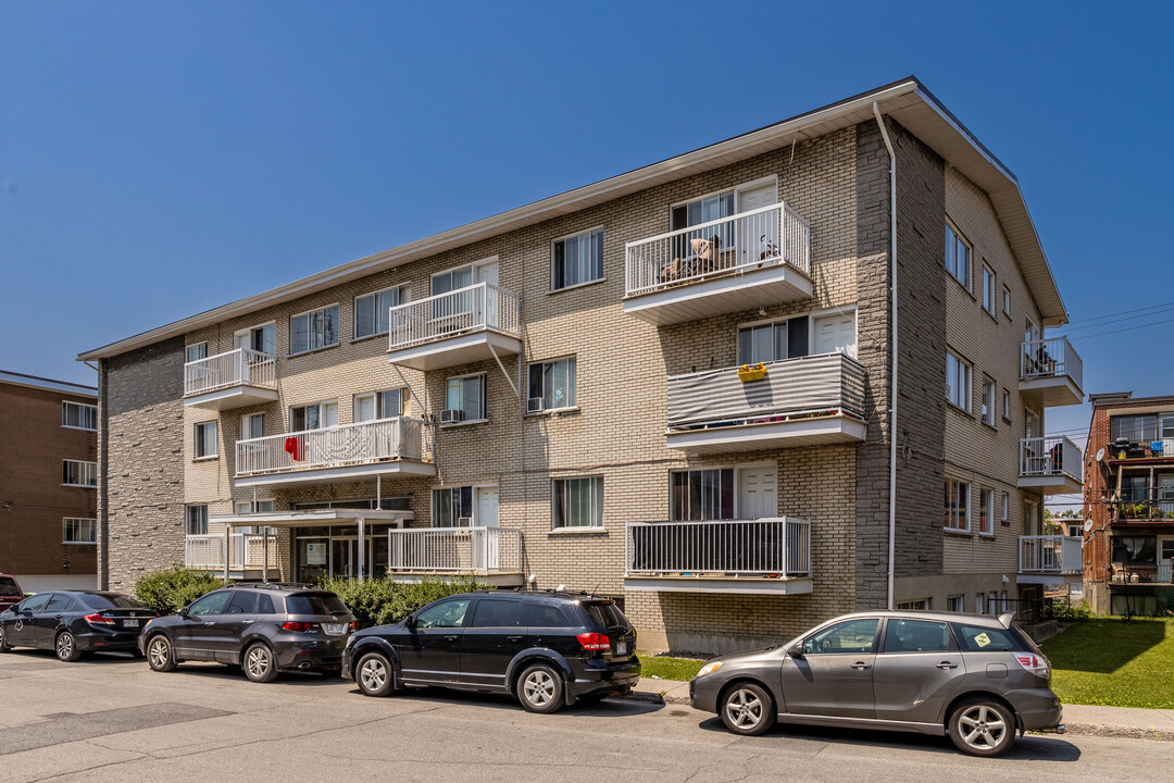 10144 Meilleur Pl in Montréal, QC - Building Photo