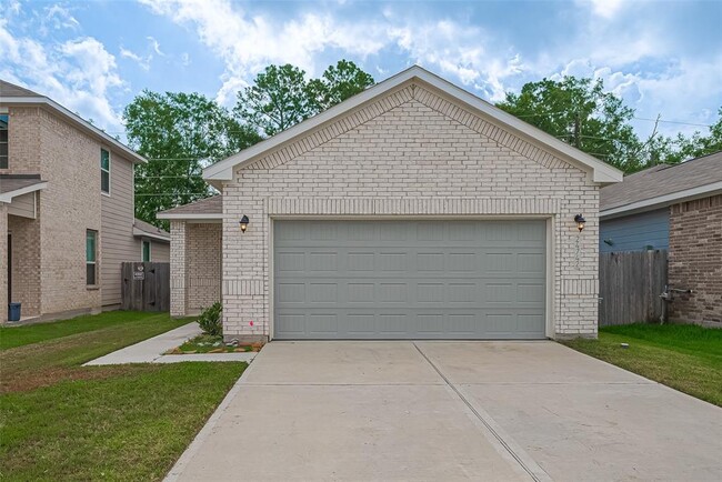 property at 24742 Russet Bluff Trl