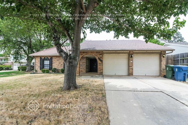 property at 3718 Twin Oak Ct
