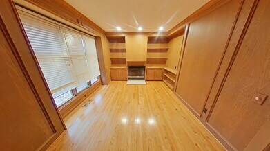 1449 Ridge Ct in Rochester, MI - Building Photo - Building Photo