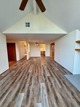 2082 NE Veronica Ln in Bend, OR - Building Photo - Building Photo