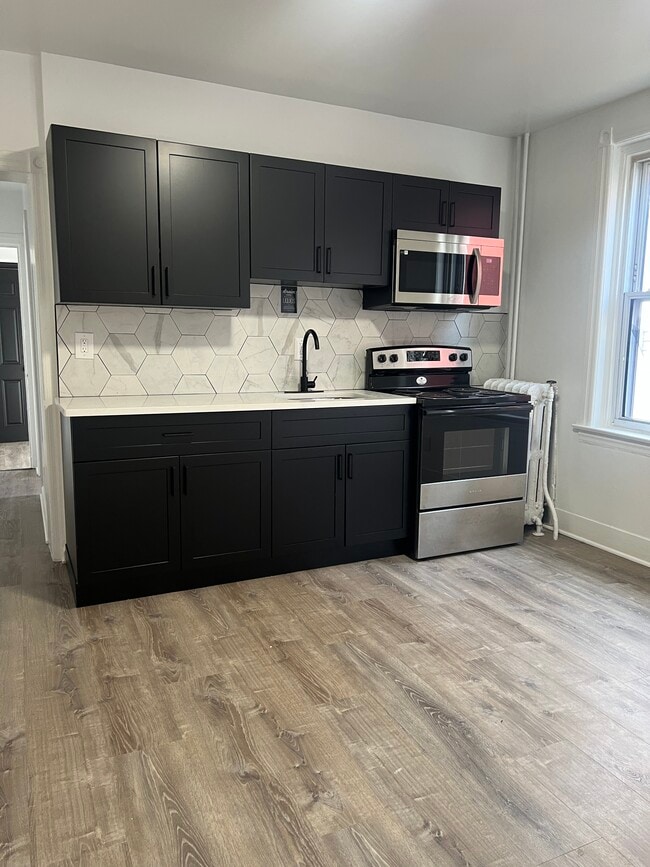 property at 305 E 20th St