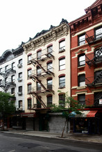 190 Orchard St in New York, NY - Building Photo - Building Photo