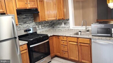 1701 Stourbridge Ct in Bowie, MD - Building Photo - Building Photo