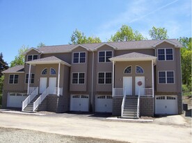 Woodland Hills Townhomes