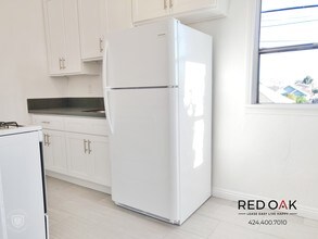 704 W 54th St-Unit -3 in Los Angeles, CA - Foto de edificio - Building Photo