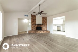 2919 Villa Sur Trail in Dallas, TX - Building Photo - Building Photo