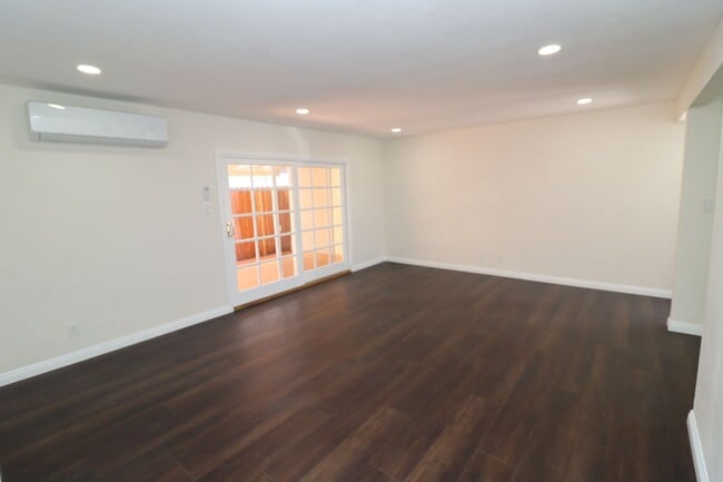 468 N Cypress St in Orange, CA - Building Photo - Building Photo