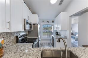 1006 Mainsail Dr-Unit -222 in Naples, FL - Building Photo - Building Photo