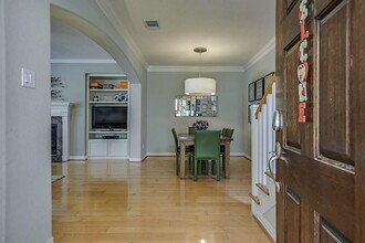 19 Crocus Petal St in The Woodlands, TX - Building Photo - Building Photo