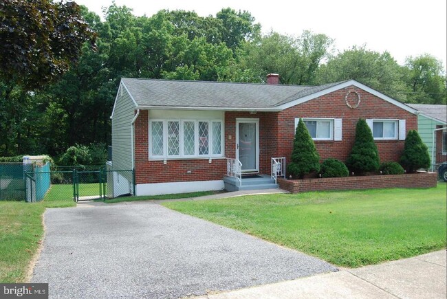 7905 Riverdale Ave in Rosedale, MD - Building Photo - Building Photo