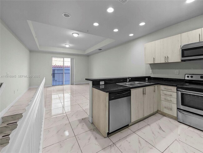 850 SW 14th Ave in Miami, FL - Building Photo - Building Photo