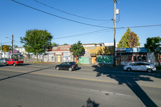 Tavin in Seattle, WA - Building Photo - Building Photo