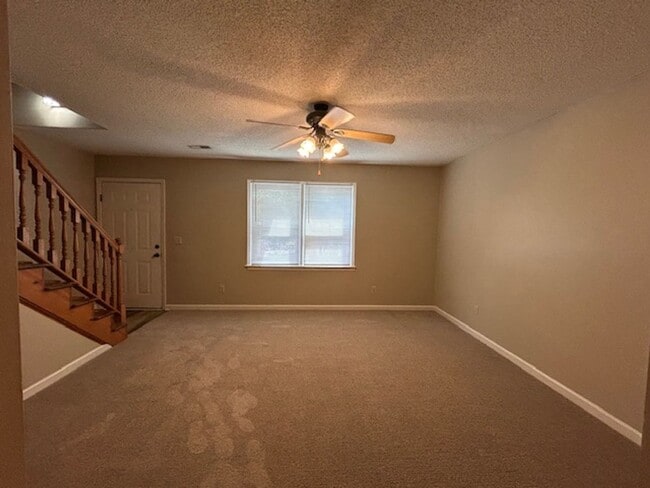 1050 Jessamine Trail in Sumter, SC - Building Photo - Building Photo