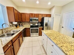 3840 Cherrybrook Loop in Ft. Myers, FL - Building Photo - Building Photo