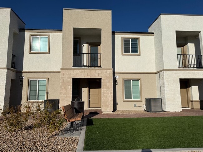 property at 5752 CRENELLATED St