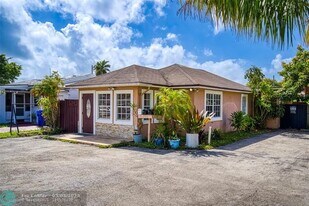 2508 Arthur St in Hollywood, FL - Building Photo