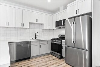 5000 Cleon Ave in Los Angeles, CA - Building Photo - Building Photo