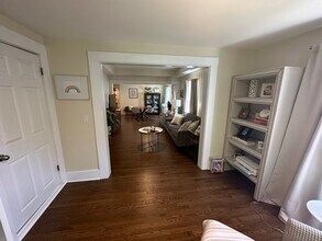 33 Norwood Ave, Unit Lower in Buffalo, NY - Foto de edificio - Building Photo