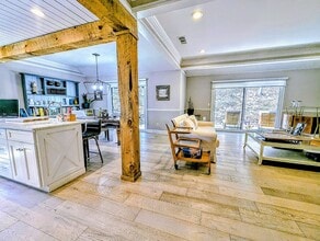 1036 Heritage Vlg in Southbury, CT - Building Photo - Building Photo