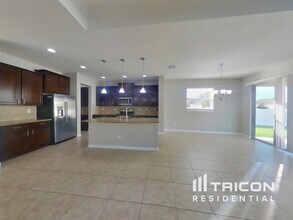 5363 Suncatcher Dr in Wesley Chapel, FL - Building Photo - Building Photo