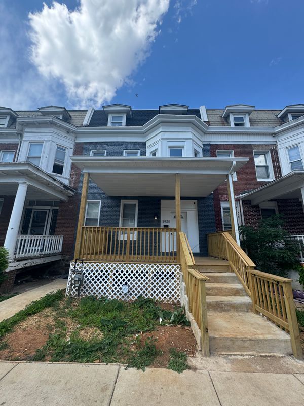 property at 3920 Ridgewood Ave