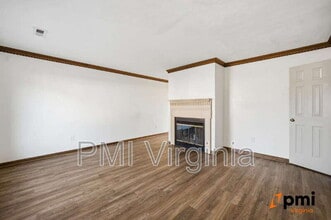 705 Mill Landing Rd in Chesapeake, VA - Building Photo - Building Photo