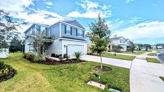 5429 Spanish Moss Cv in Bradenton, FL - Building Photo