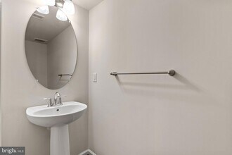 5345 Tweeddale Pl in Waldorf, MD - Building Photo - Building Photo