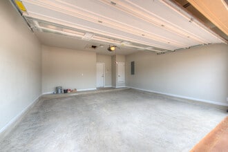 405 S Meadowlark St, Unit A in Lakeway, TX - Building Photo - Building Photo