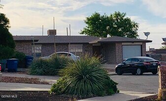 609 Alicante Way in El Paso, TX - Building Photo