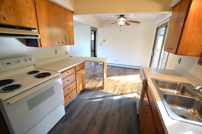 106-209 Harvard Ct SE in Salem, OR - Foto de edificio - Building Photo