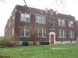 4954 Chippewa St in St. Louis, MO - Building Photo