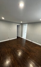 11 Nichols St in Danbury, CT - Building Photo - Building Photo