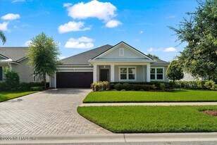 154 Palisade Dr in St. Augustine, FL - Building Photo
