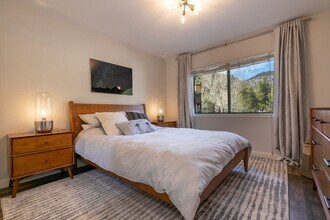 420 Squaw Creek Rd in Olympic Valley, CA - Building Photo - Building Photo