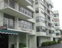 16570 NE 26th Ave - 12