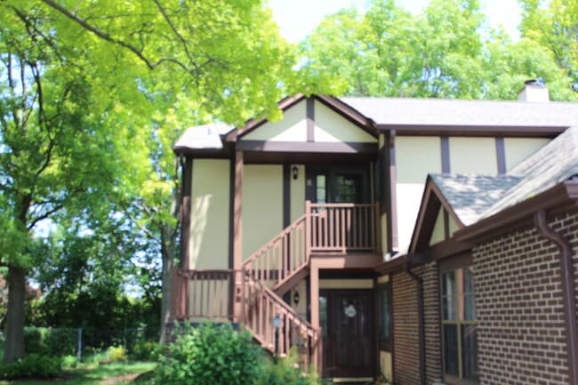 property at 356 Bloomfield Ln
