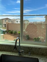 540 Jubilee Pl in Santa Paula, CA - Building Photo - Building Photo