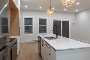 119 Colonial Cres in Halifax, NS - Building Photo