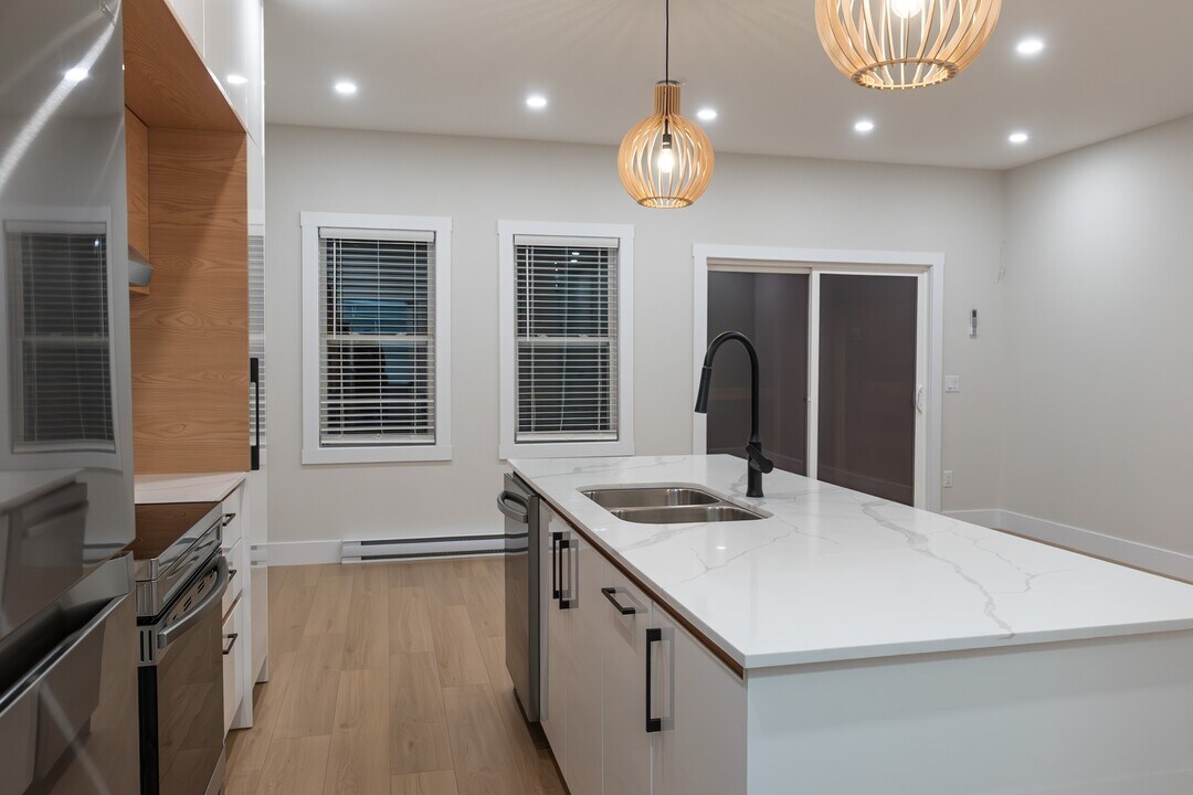 119 Colonial Cres in Halifax, NS - Building Photo