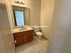 1010 Renee Lynde Dr in Pleasant Hill, MO - Building Photo - Building Photo