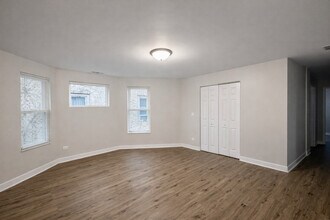 146 S 9th Ave in Maywood, IL - Building Photo - Building Photo