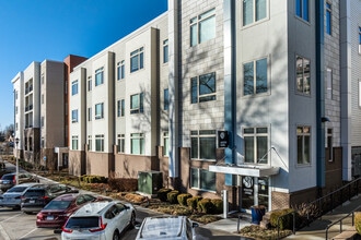 Avenue 81 in Overland Park, KS - Building Photo - Building Photo