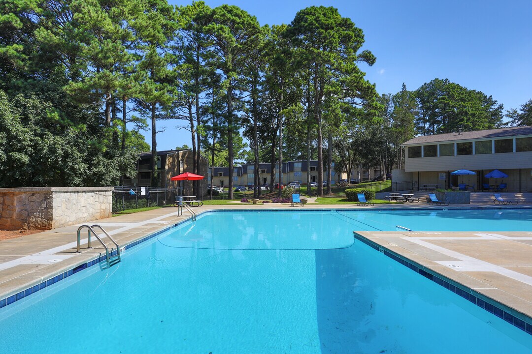 The Village on Riverwalk in College Park, GA - Foto de edificio