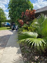 19323 Carolina Cir in Boca Raton, FL - Foto de edificio - Building Photo