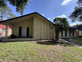 5850 Paisley St in Houston, TX - Building Photo