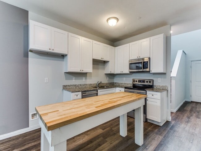 property at 3316 Brambleton Hill Pl