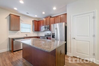 1452 Silver Charm Ln in Lawrenceville, GA - Building Photo - Building Photo