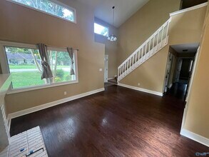 14909 Clovercrest Dr SE in Huntsville, AL - Building Photo - Building Photo